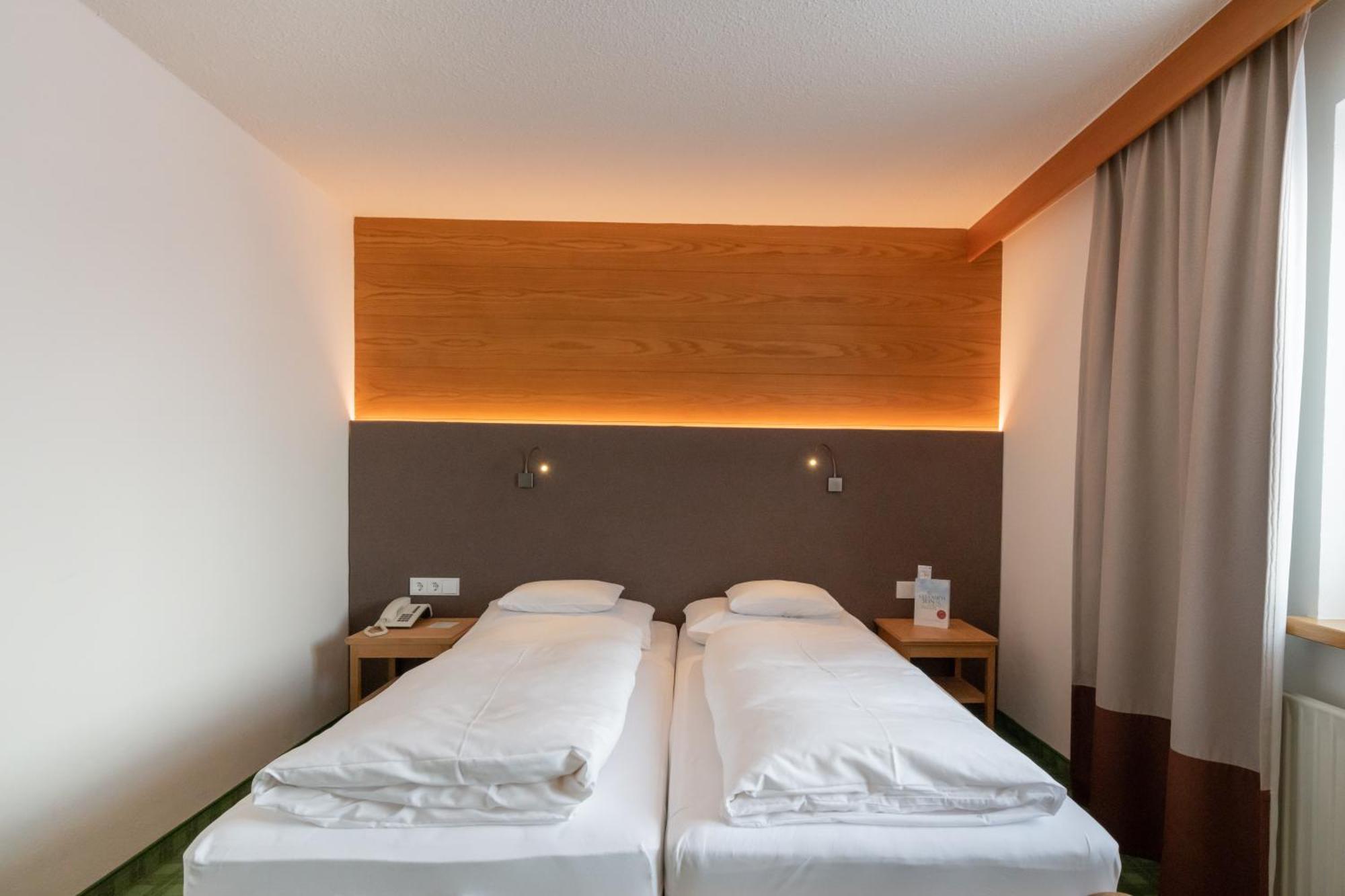 Hotel Walserberg Warth  Pokoj fotografie